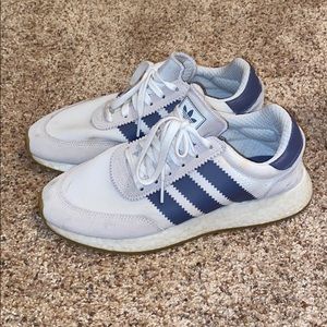 Women’s Adidas Sneakers